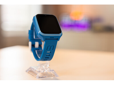 �q�ǂ��ƉƑ����Ȃ������̌����A�����Ɛg�߂ɁB�V���[�Y�Ōy�ʁE�Œ��o�b�e���[�����������V���f���umyFirst Fone M1�v�o��