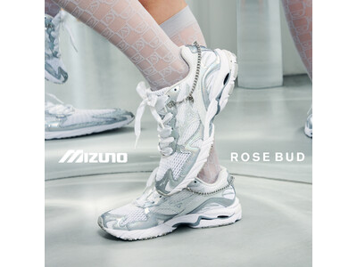 「MIZUNO WAVE」のテクノロジーを搭載した「WAVE RIDER 10」のエクスクルーシブモデル "JEWELS PACK" がROSE BUDにて限定発売。