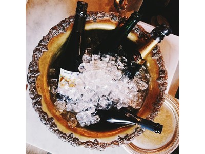 東京ミッドタウン日比谷「Buvette（ブヴェット）」自然派ワインをグラス・ボトルで9種ラインナップ「ナチュールワインフェア」