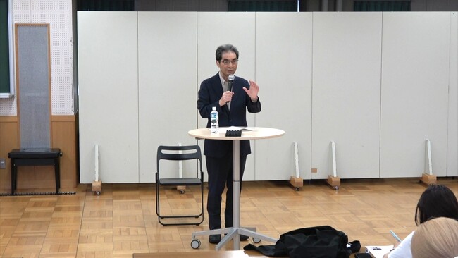 【開催レポート】音楽評論の第一人者・富澤一誠氏が東邦音大PACS特別講座に登壇！「J-POP～その華麗なる世界～過去から未来へ」