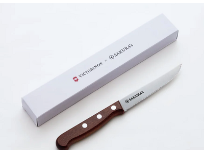 SAKURA's、VICTORINOXとのコラボナイフを100本限定で発売