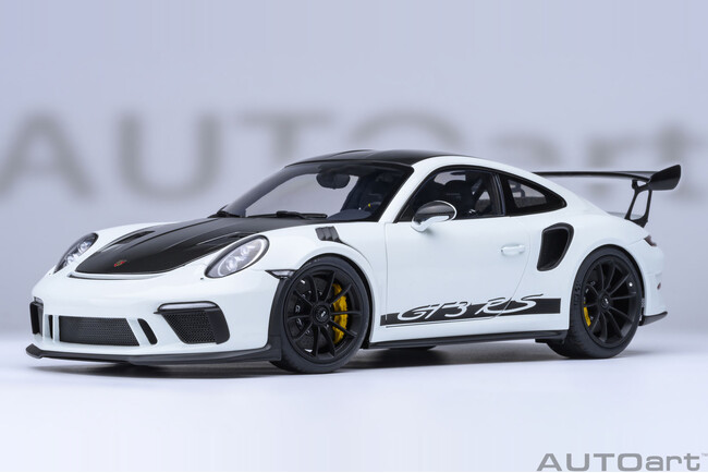 991型の最後を飾るモータースポーツ直系のスペシャルモデル『ポルシェ 911 （991.2）GT3 RS』をAUTOart が1/18スケールでモデル化！