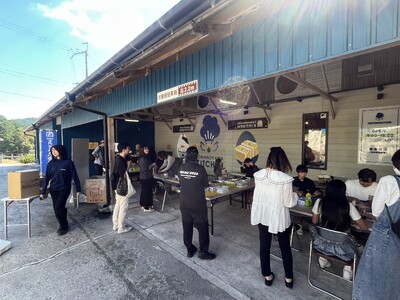 親子総勢150名が夢中に！そまのかわファームで大盛況の端材クラフト体験を開催