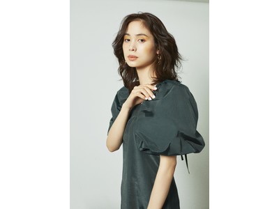 【スナイデル】盛夏も活躍！秋のムード漂うレディな新作コレクション！＜6月17日(木)公開＞