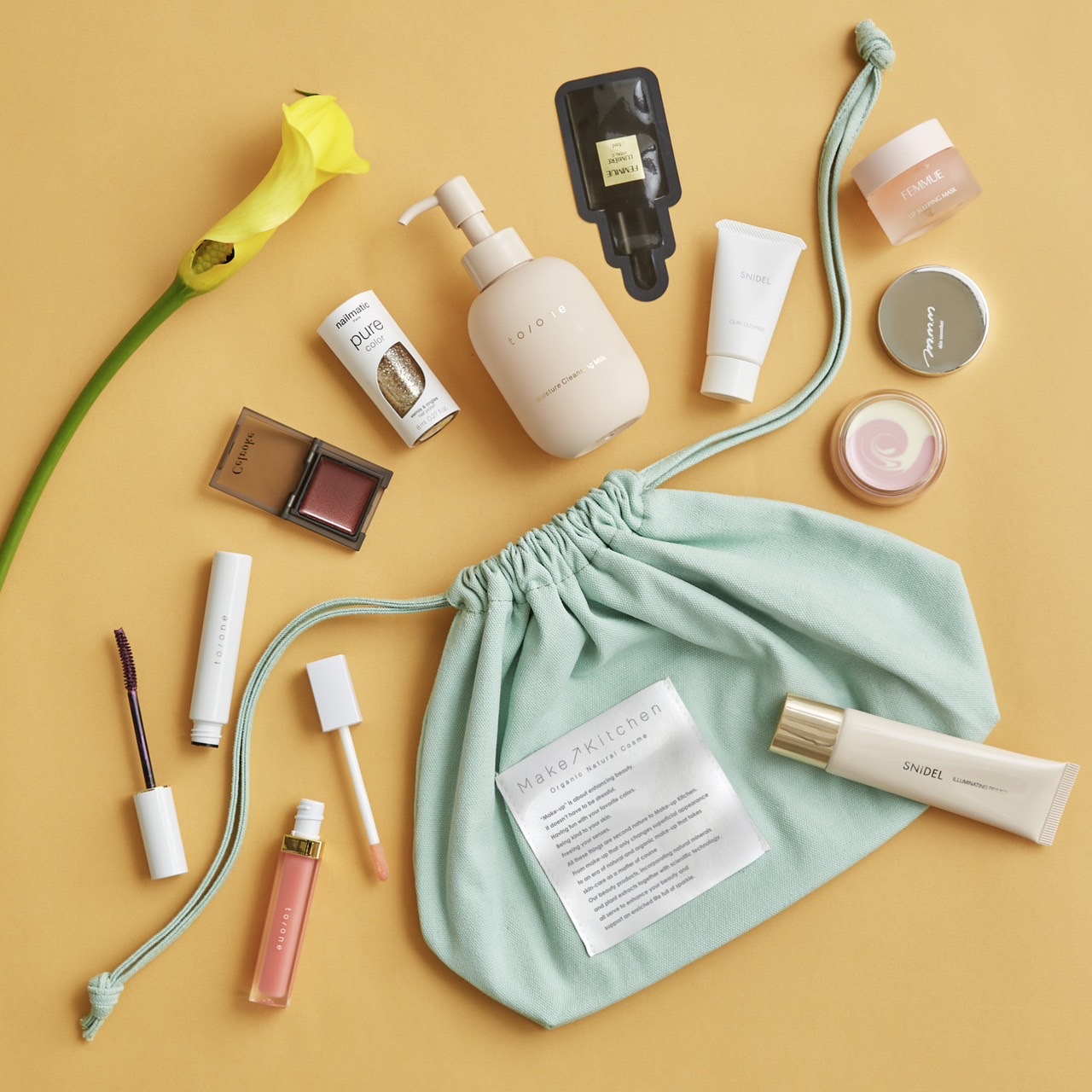 ＜メイクアップキッチン＞毎年人気の福袋が今年も登場！ベストセラーを集めた福袋「2023 ラッキーバッグ」が発売！