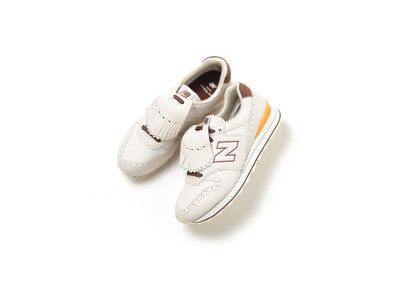 【emmi(エミ)】New BalanceのWL996モデルを別注！オレンジをキーカラーに春らしくアーバンな装いに。＜5月8日(月) ＞