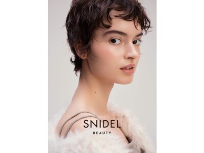 ＜SNIDEL BEAUTY＞繊細な発色と光沢感に温もりを宿したようなチーク新色4色と、植物オイルが溶け込んだ高保湿タイプのパウダー2色の新作アイテムが登場