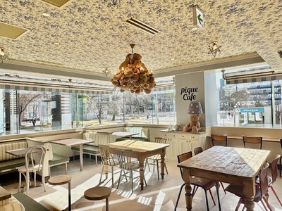 【1/21オープン】gelato pique cafe ソラリアプラザ店 限定メニューに最大120分待ちの行列も！連日終日満席となり、オープン後5日間計売上予算130％を突破