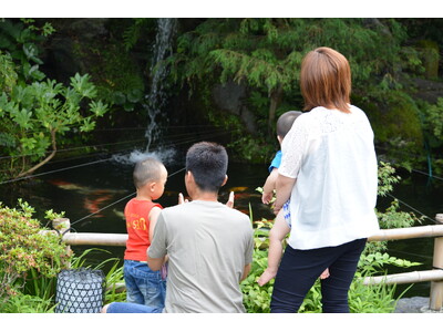 旅館・湯めぐりの宿楠水閣が7月21日から子供対象のミニ縁日＆花火プレゼントを実施。無料の家族風呂など夏休みの思い出作りをお手伝い。