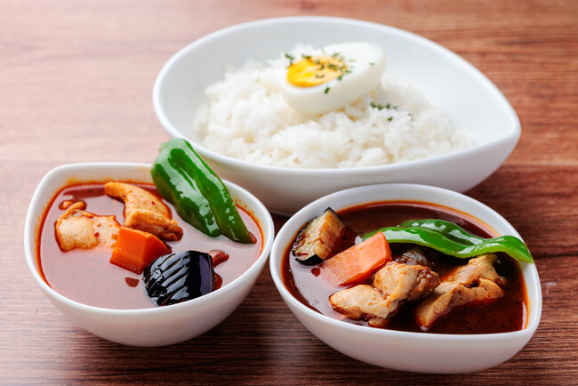 神田カレーグランプリ2025「史上初W受賞」のオオドリーが下北沢へ！「スープカレー屋鴻オオドリー下北沢店」10月3日オープン