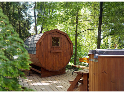 SAUNA WORKS�A�Z���Ђ��J���������Y�q�m�L�T�E�i�̔̔��E�{�H��S���W�J�B����E�ʑ��E�h���{�݌����ɁA���i�I�肩��{�H�܂ň�ёΉ��B