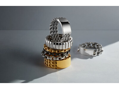 �킬���Ƃ����Ƃōۗ��������ƁA�z�Ƃ����P�����w��ɁuRAW SOLID�v���S�� HOMME+����o��