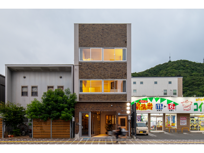 ���������A�j���ʐ�p�t���A��������L���r���z�e���uTO�Bhotel�i�g�}���z�e���j�v�������s�E���R�̘[��10��8���i�؁j�O�����h�I�[�v��