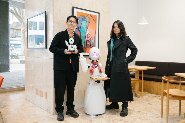 オリィ研究所 期間限定キャラバンカフェ『分身ロボットカフェDAWN ver