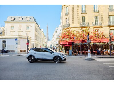 「ようこそ、パリが息づく毎日へ。」 ルノー キャプチャー L’esprit de Parisキャンペーンを実施
