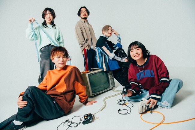 ネクライトーキー、もっさがぐだぐだと過ごす「怠惰でいいナ」オフィシャルリリックビデオを公開!