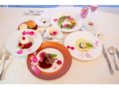 食用バラを使ったバラ三昧のコース料理が味わえる「食べるバラのランチ会」を6月2日”ローズの日”にTHE GRAND GINZAにて開催