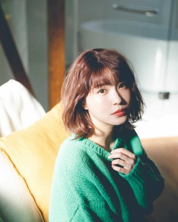 胸が大きな女性向けファッションブランド Heart Closet が女優 グラビアアイドルの岸明日香を起用した21winter Springコレクションを発表 マピオンニュース