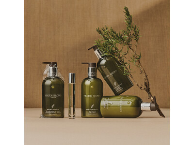 ハーバルでさわやかな香り「リヴァイヴィング ローズマリー」コレクションからボディポリッシャーが新登場