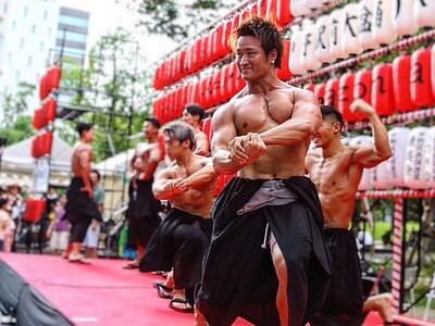 【マッチョ×お祭り】中野駅前大盆踊り大会で筋肉紳士集団ALLOUTが今年も「筋肉盆踊り」で盛り上げる！水かけ企画も実施！
