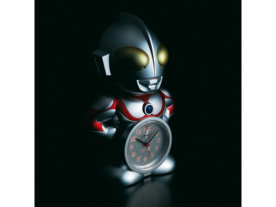 ウルトラマン55周年記念 特別仕様のフィギュアタイプ目ざまし時計を限定2,000台で発売