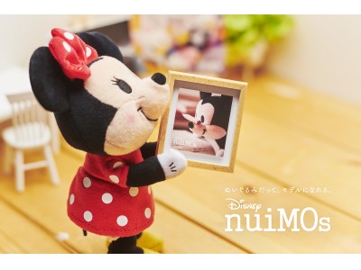 ぬいぐるみ界のファッションモデル「nuiMOs（ぬいもーず）」のオリジナルアイテムがディズニーストアから8月6日（火）より発売