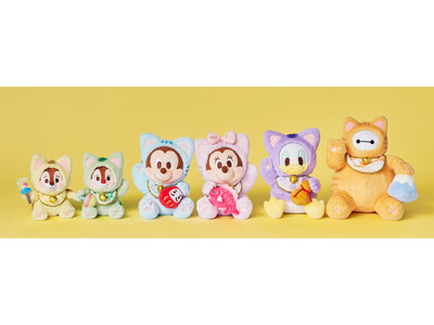 ミッキーマウスたちが“日本の春”をイメージした淡いカラーの猫コスチューム姿に！「迎春コレクション」をディズニーストアで1月1日（木）より順次発売