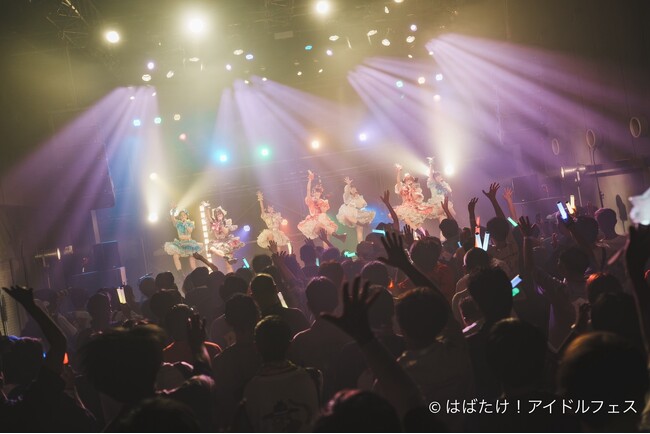【はばたけ！アイドルフェス夏祭り】公式ライブレポート。テレビ大阪飛び出し、造船所跡地でライブ!?アイドル撮影会の同時開催で会場のボルテージはMAXに！