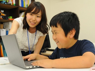テレビ大阪人気キャラクター「たこるくん」を使ってアニメーションとミニゲームの制作体験できる小学生向けプログラミングワークショップ「夏休みテレビ大阪プログラミングキャンプ」を開催。参加小学生を募集開始！