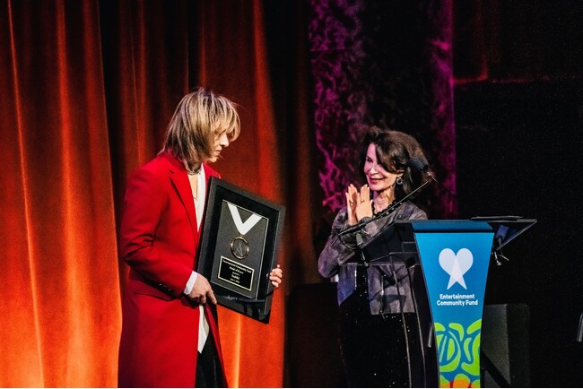 YOSHIKI、日本人アーティストとして初　長年の慈善活動も評価され、Entertainment Community Fund 最高栄誉「Medal of Honor」を受賞