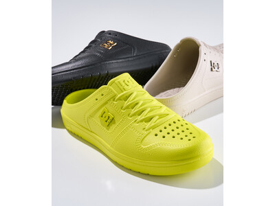まるでスニーカーを履いているように見える！DC Shoesの定番スケートシューズをモチーフにした全面EV...