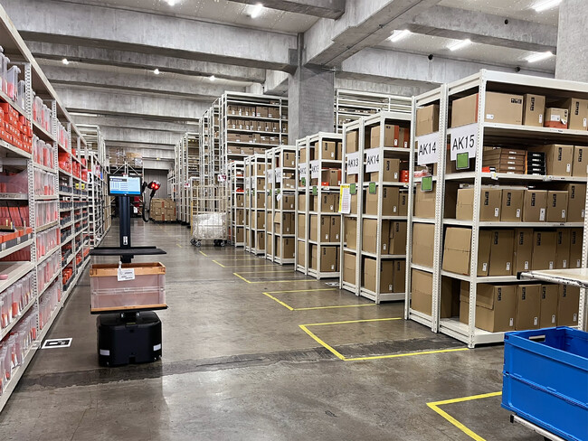 安田倉庫、ラピュタロボティクスのピッキングアシストロボット「ラピュタPA-AMR」を2拠点目となる大黒流通センターで稼働開始