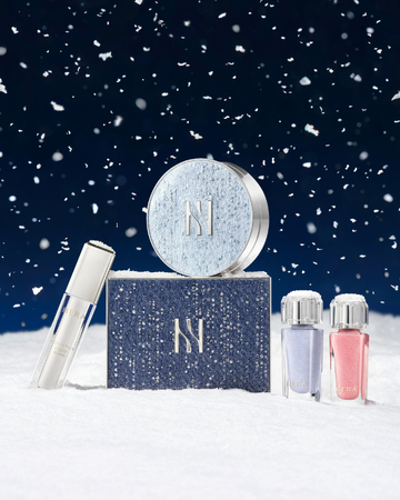【HERA】雪の結晶たちのワルツが導く幻想の世界 ―― ホリデーコレクション2026 SNOW WALTZ INTO WONDER