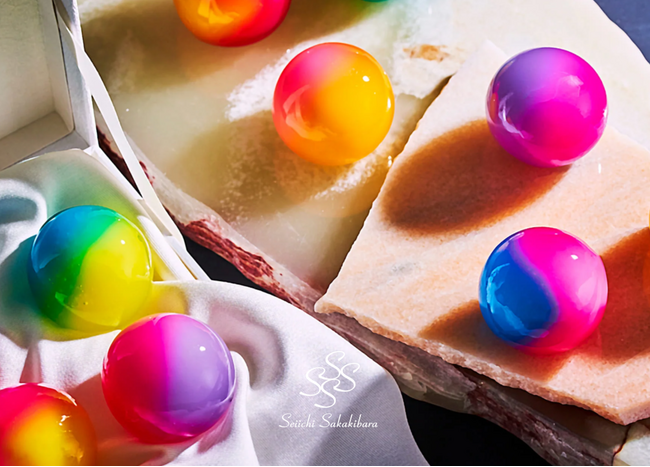 SNSマーケ11年目のEMOLVAが映えに特化したブランド「Seiichi Sakakibara」始動 第一弾は球体チーズケーキ『Orbe』