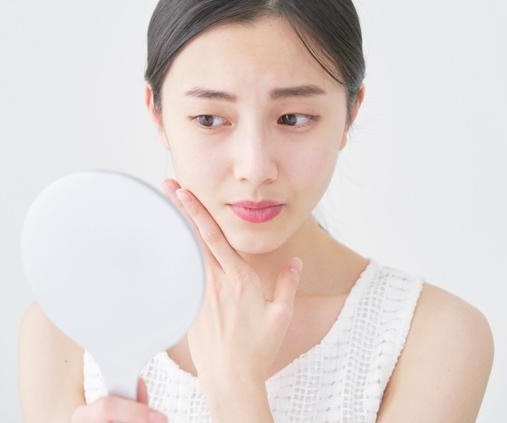 【現代女性のスキンケア実態調査】約4割が「自分に合うものを見つけるのが難しい」と回答広がる“スキンケア迷子”。背景にあるのは情報過多と美容選択疲れ
