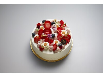 シャングリ・ラ 東京、開業15周年を記念するケーキを2024年1月1日より販売開始