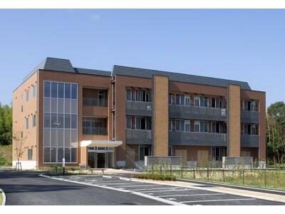 D-egg�i���u�Б�w�A�g�^�N�Ɖƈ琬�{�݁j�@�����ҕ�W