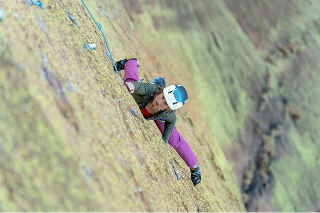 パタゴニア、マルチピッチクライミングの限界に挑む「Free Wall Kit（フリー・ウォール・キット）」を発売