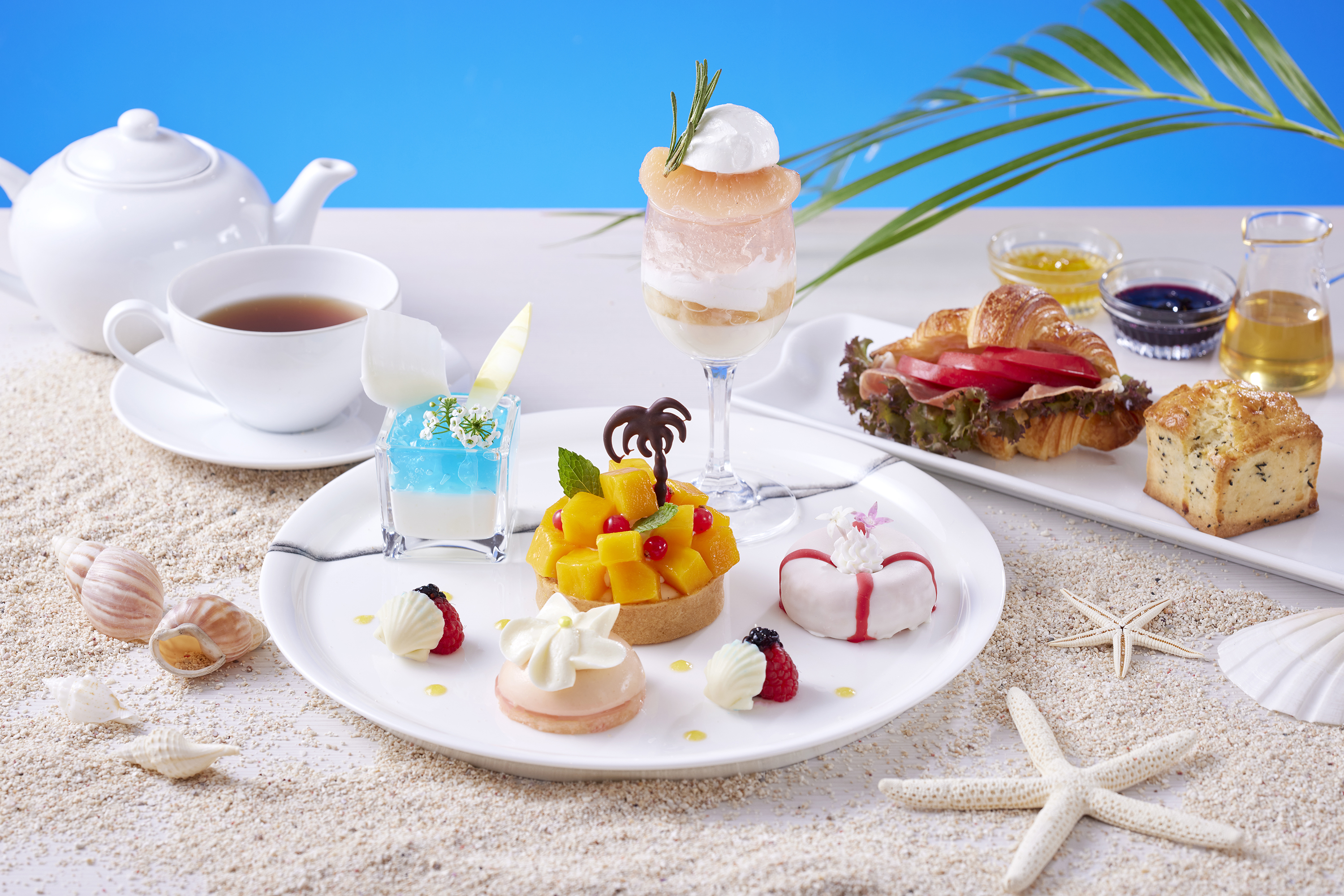 【グランドニッコー東京ベイ 舞浜】7月の週末限定で『サマーバケーションアフタヌーンティー』を提供