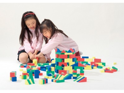  子供達の創造力をより豊かに！EVA樹脂発泡体で安全に遊べる知育玩具「ブロックシリーズ」が体育・体操WEB通販サイトバナナモールにて取り扱い開始！