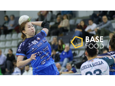 �n���h�{�[�����q���{��\ �X�y�C��1�����[�O�uSuper Amara Berabera�v���� �ΐ��I��Ƃ̃T�v���C���[�_������