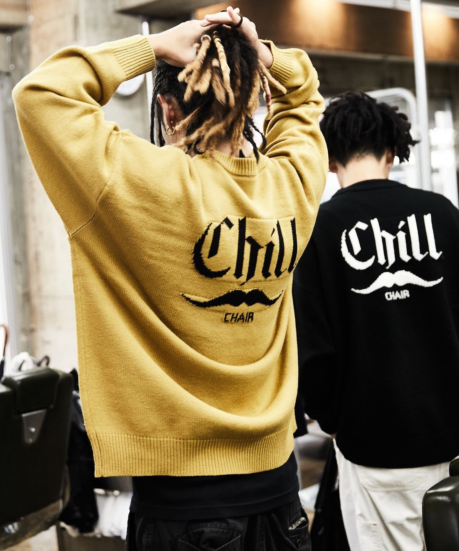 FREAK’S STOREがバーバーショップ「CHILL CHAIR」とタッグを組み、コラボウェアを発売。