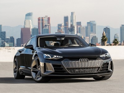 Audi e-tron GT conceptをロサンゼルスで発表 企業リリース | 日刊工業