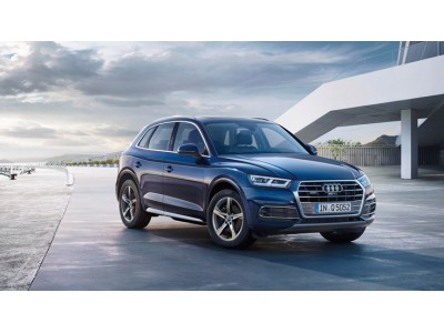 Audi Q5シリーズにAudi Q5 2.0 TFSI quattro sportを設定