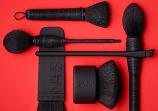 NARS “日本の伝統芸能 歌舞伎の洗練された芸術性にインスパイアされた名品「カブキブラシ」シリーズ” / 送料無料キャンペーン