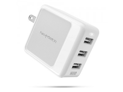 【RAVPower】充電器 3ポート 30W USB 【急速充電/折畳式プラグ/小型軽量/PSE認証済】 iPhone/iPad/Android  各種対応USB充電器を発売