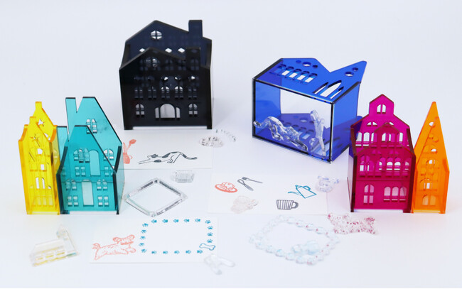 机の上を小さな“街並み”にできる！クリアスタンプ専用フレーム「街並みスタンプフレーム」8月下旬に新発売