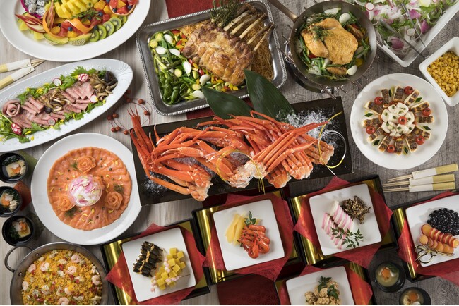 【シェラトン都ホテル東京】紅ズワイガニからステーキまで！ お正月ならではの豪華なメニューをご堪能いただける「2026 New Year ブッフェ」開催