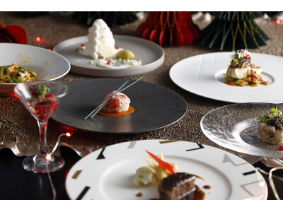 【大阪マリオット都ホテル】ホテル最上階レストランで絶景を眺めながら堪能するディナーコースなどクリスマスシーズンを煌びやかに演出する「Marriott Christmas 2025」を開催