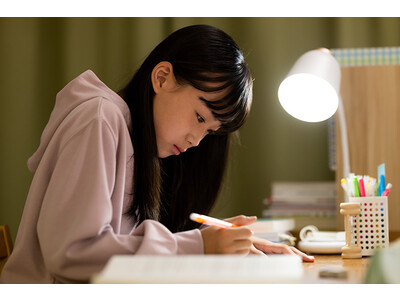 【調査結果】好きな教科、中学生第1位の「英語・外国語活動」が小学生では５教科中最下位～「ニフティキッズ」にて「勉強・受験」についての調査を実施～